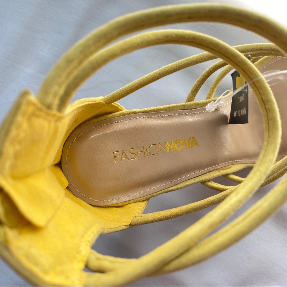 Fashion Nova yellow straps heels suede size 10 - Picture 3 of 10